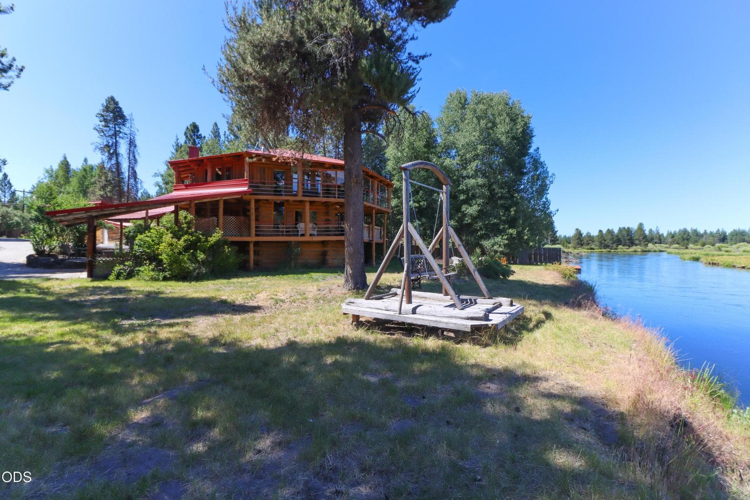 Photo of 54685 Silver Fox Drive 2 of 52