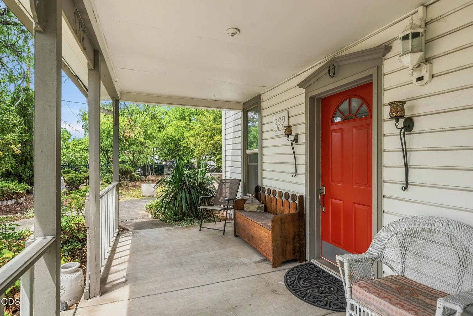 Photo of 322 3rd Street 4 of 64