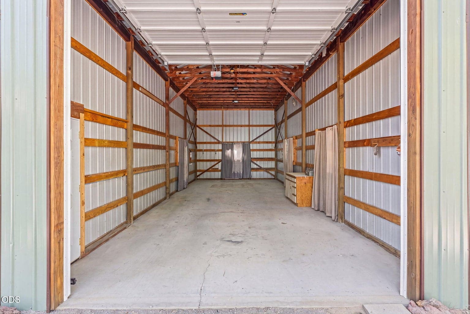 Photo of 14973 Ponderosa Loop 33 of 46