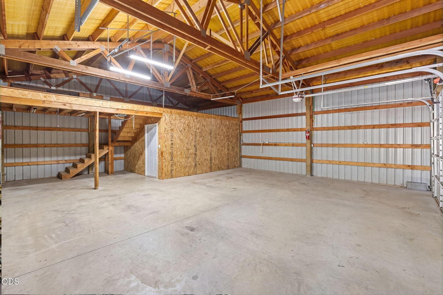 Photo of 14973 Ponderosa Loop 29 of 46