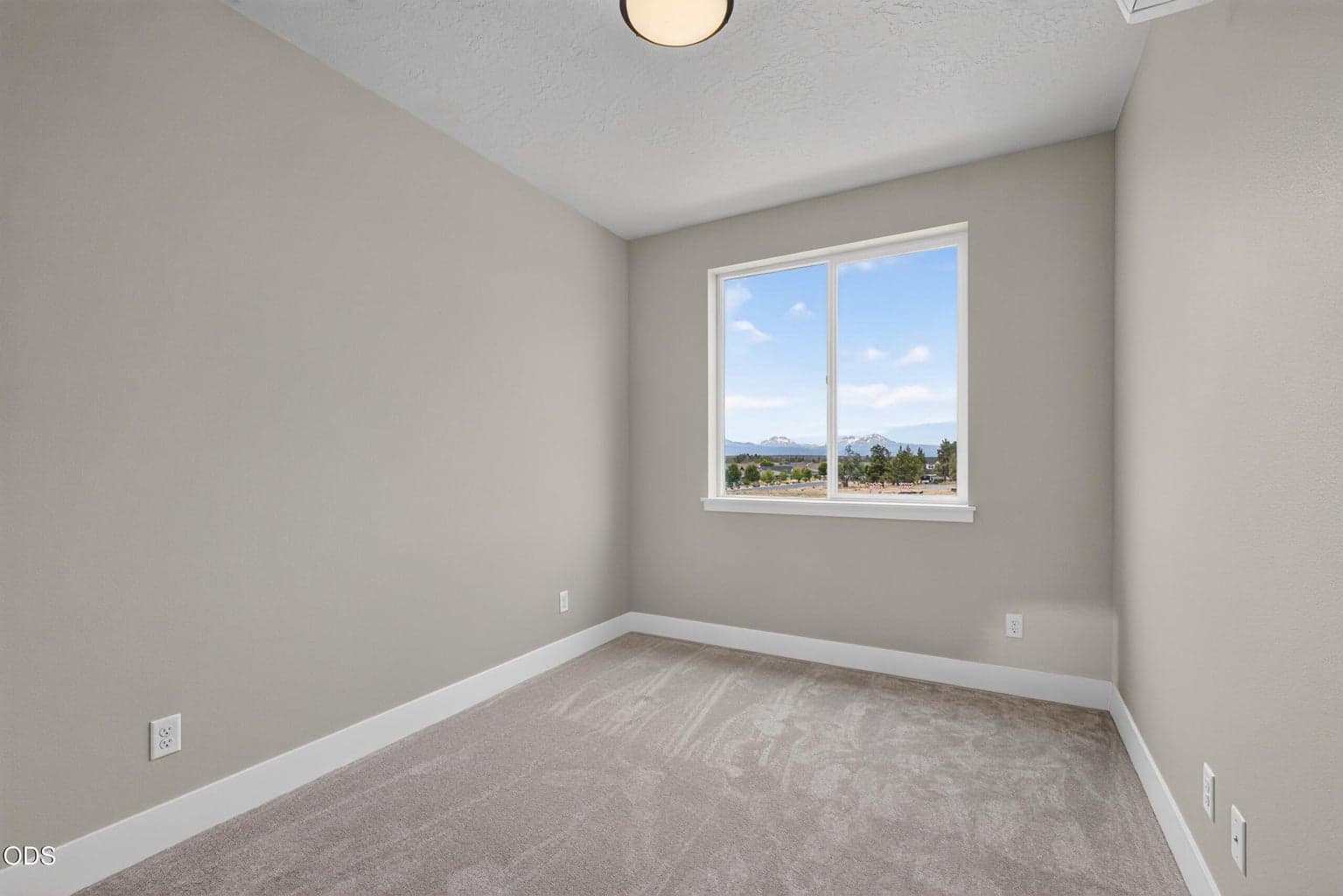 Photo of 3932 SW 39th Street 14 of 20