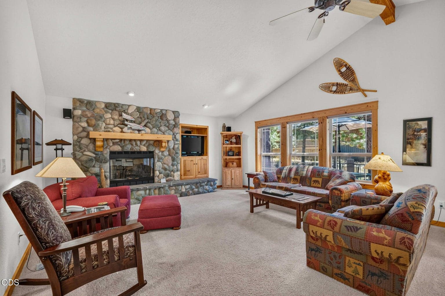 Photo of 57641 Splitrock Lane 14 of 39
