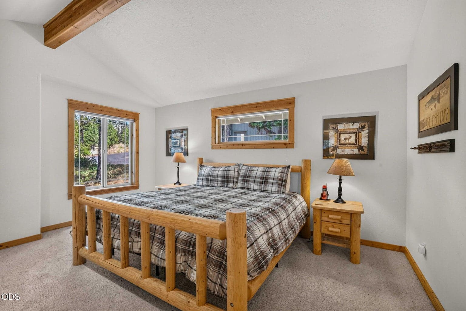 Photo of 57641 Splitrock Lane 17 of 39