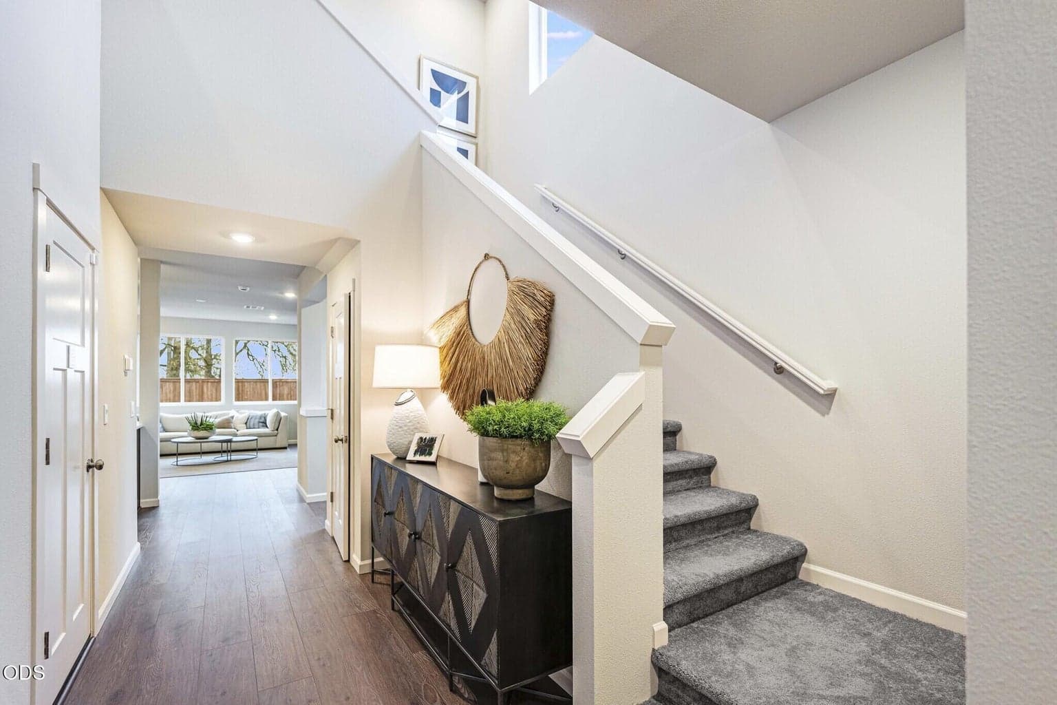 Photo of 63102 NE Henningsen Pl 7 of 26