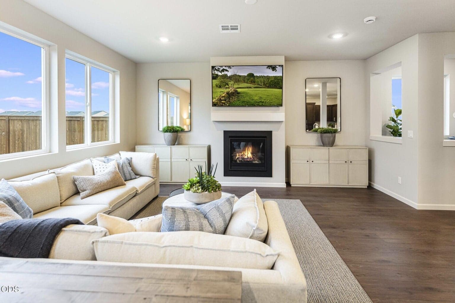 Photo of 63102 NE Henningsen Pl 12 of 26