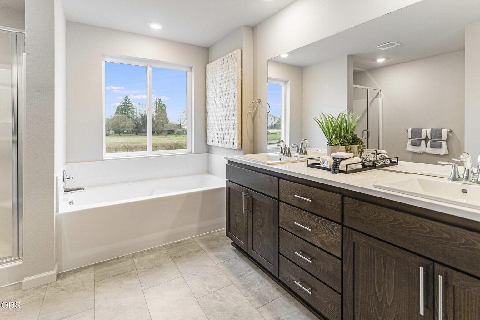 Photo of 63102 NE Henningsen Pl 15 of 26
