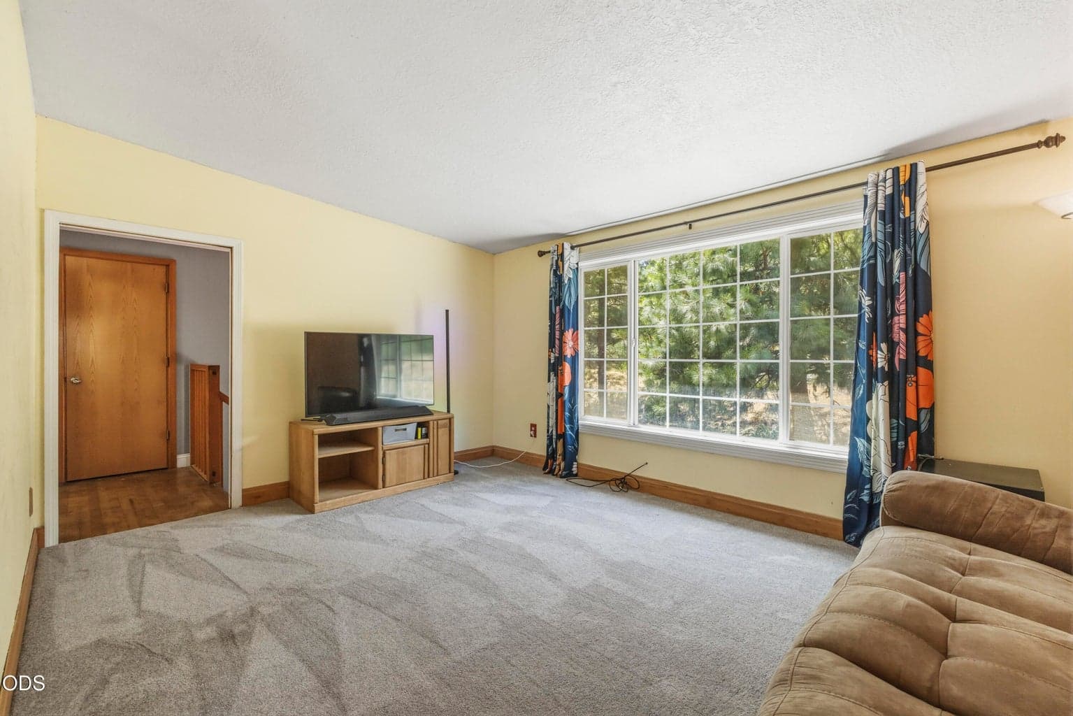 Photo of 8511 McLaughlin Lane 4 of 54
