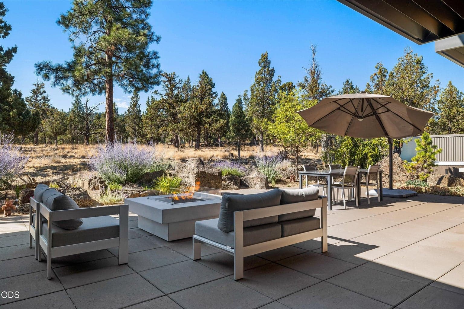 Photo of 1489 NW Puccoon Court 41 of 71