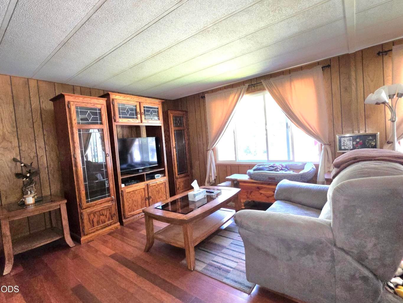 Photo of 61060 Kings Lane 3 of 19