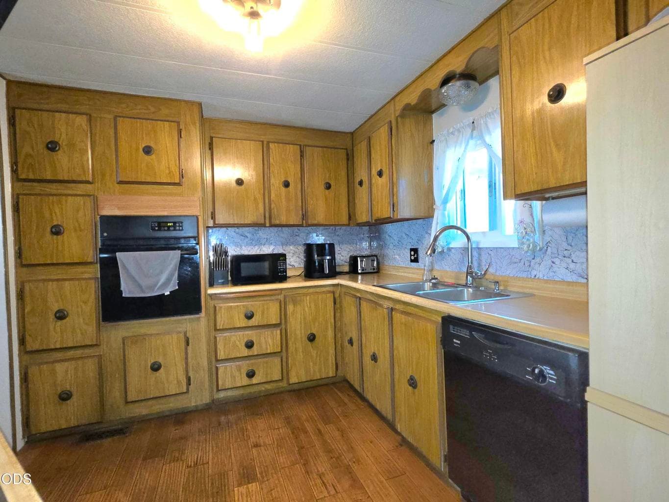 Photo of 61060 Kings Lane 5 of 19