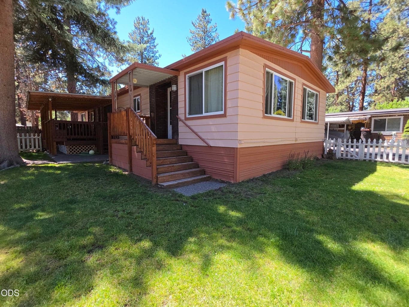 Photo of 61060 Kings Lane 1 of 19