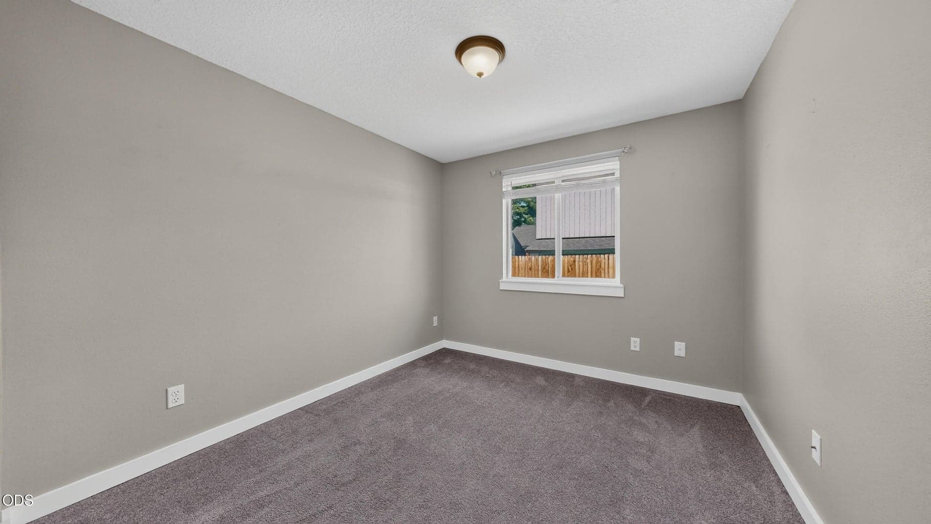 Photo of 2939 SW Reindeer Avenue 28 of 37
