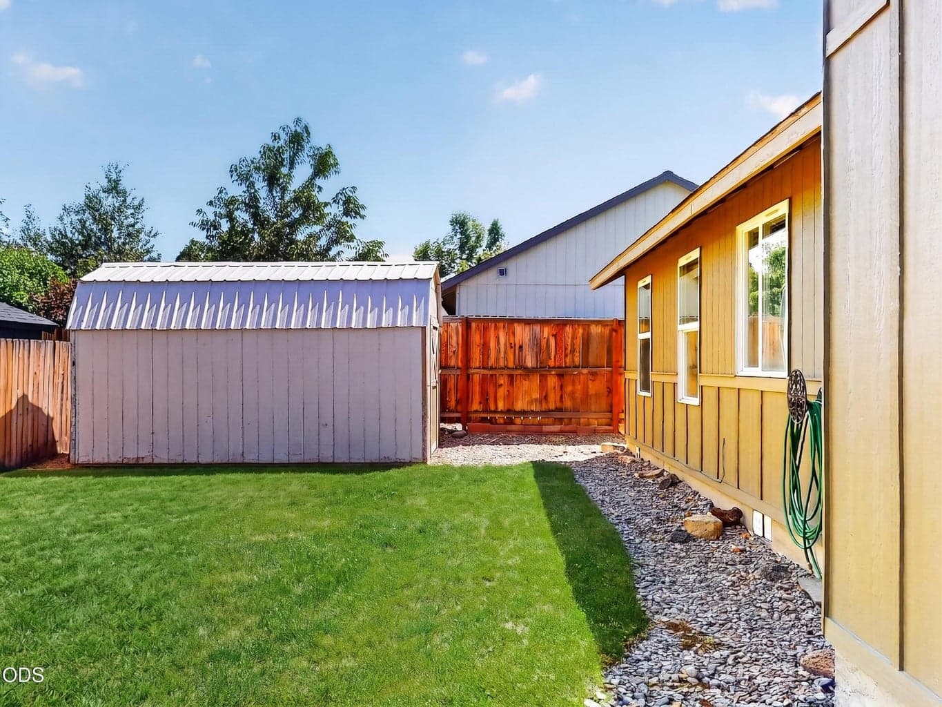 Photo of 2939 SW Reindeer Avenue 35 of 37