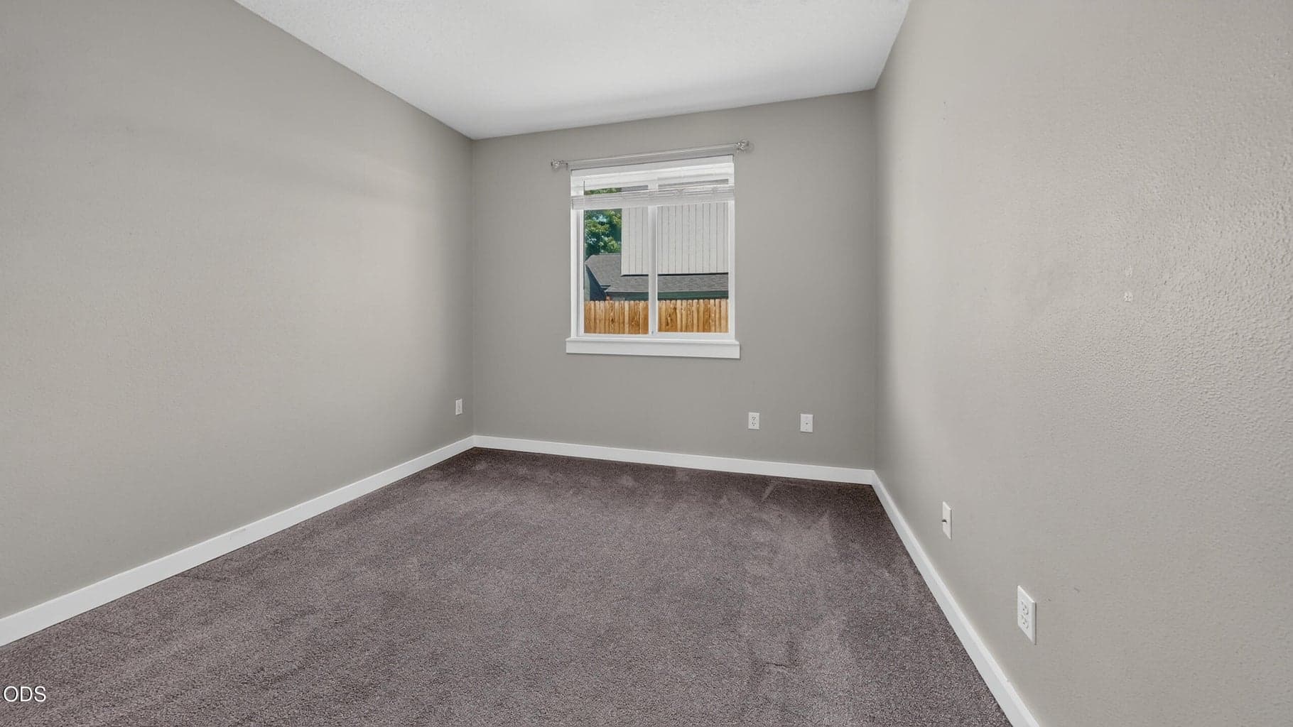 Photo of 2939 SW Reindeer Avenue 31 of 37