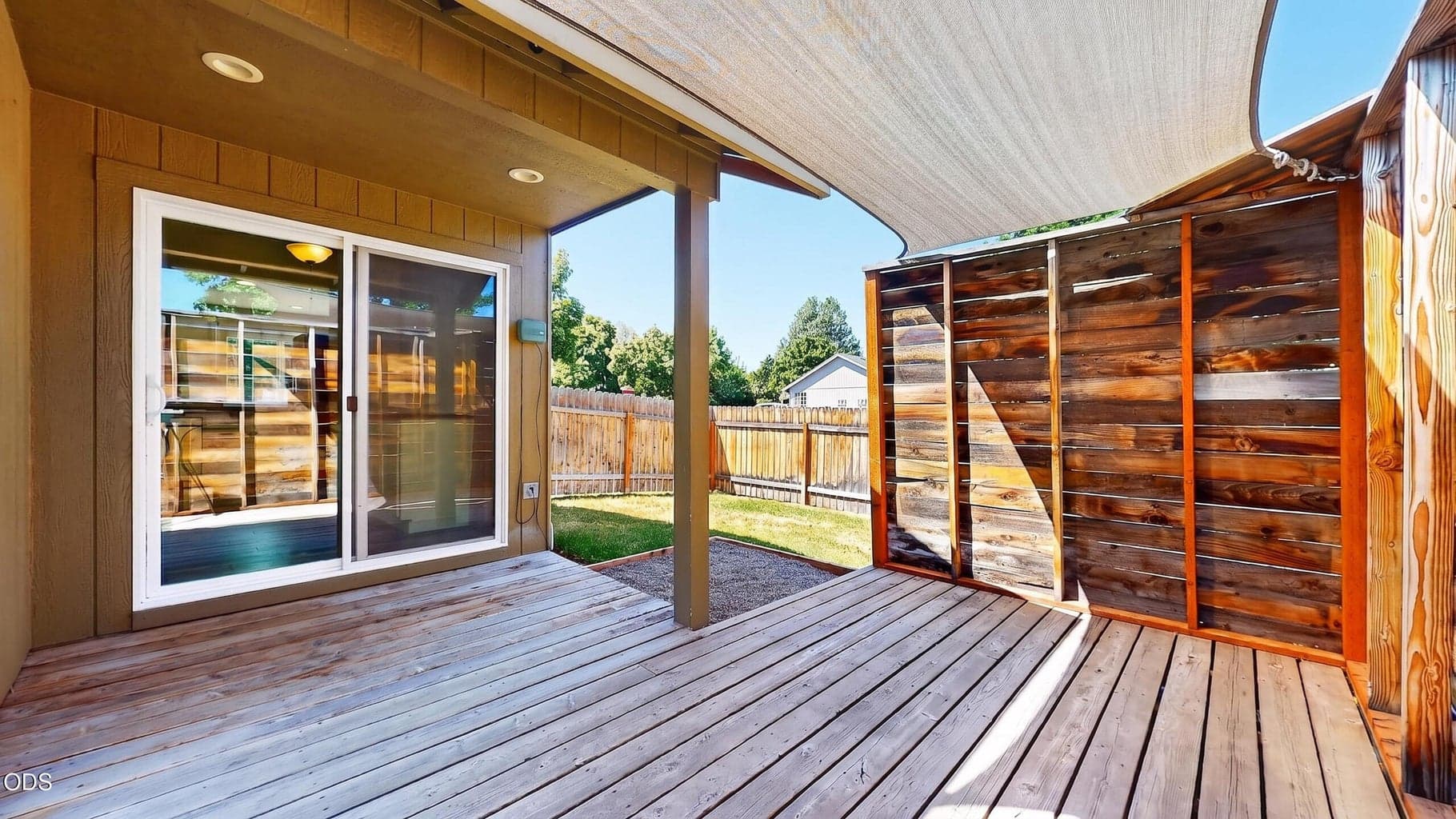 Photo of 2939 SW Reindeer Avenue 32 of 37