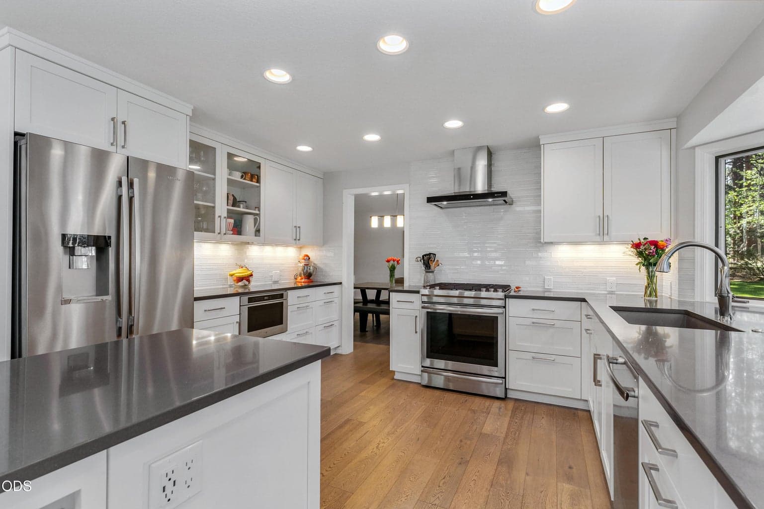 Photo of 60643 Thunderbird Court 5 of 34