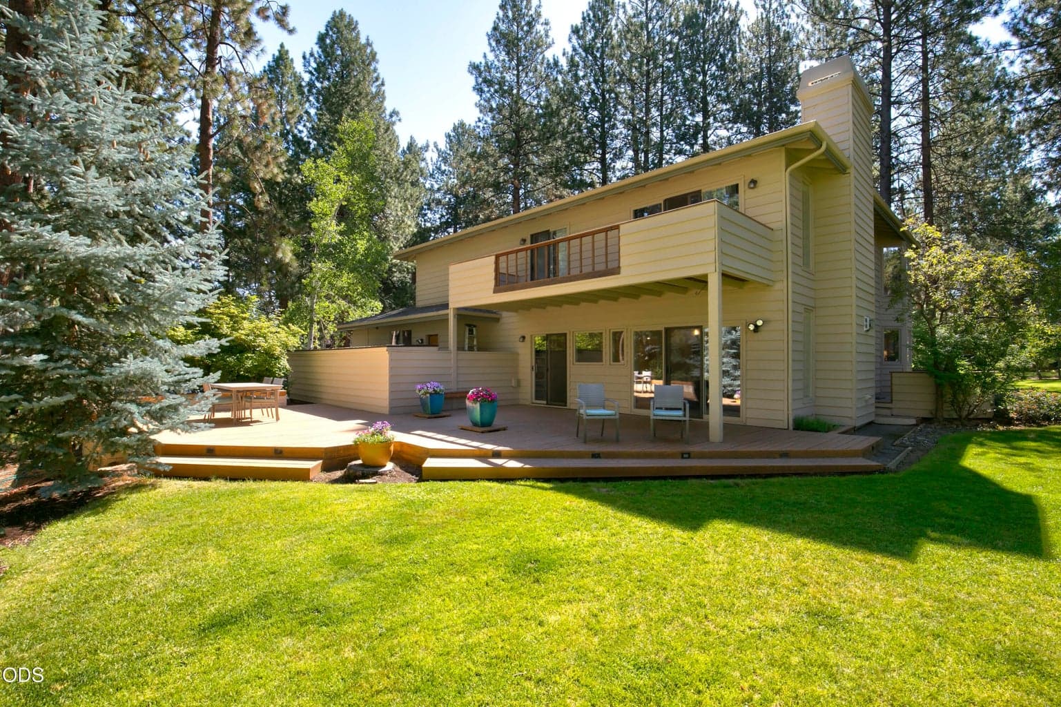 Photo of 60643 Thunderbird Court 24 of 34