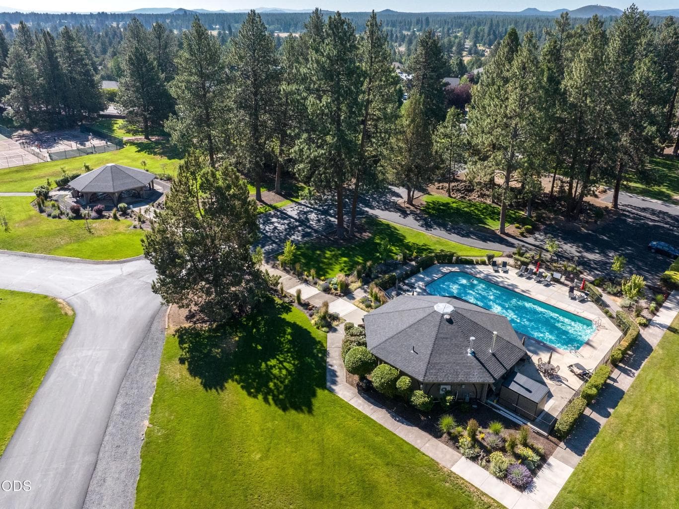 Photo of 60643 Thunderbird Court 33 of 34