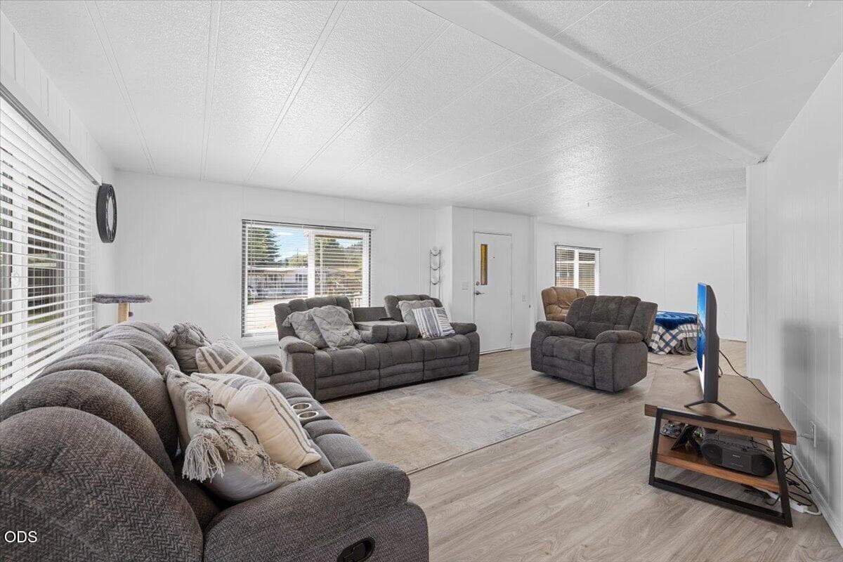 Photo of 315 Evans Creek Road 5 of 21