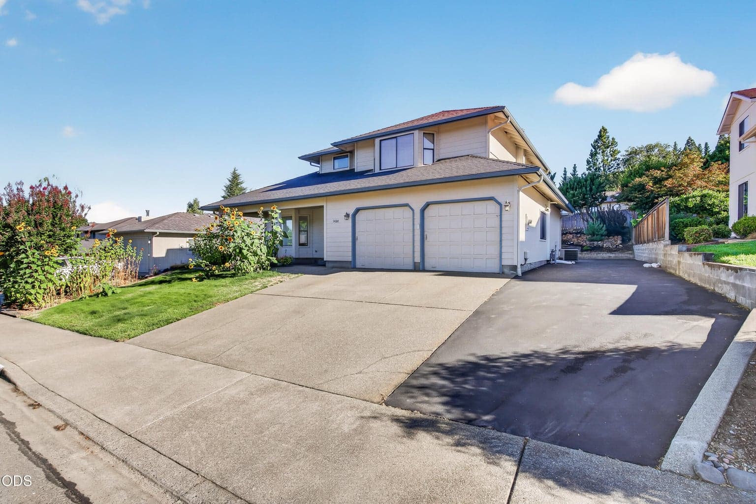 Photo of 1408 Heritage Drive 5 of 49