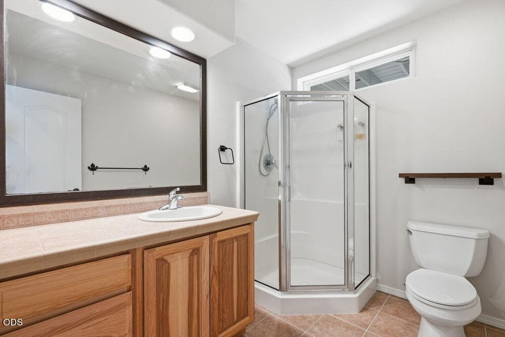 Downstairs full bath