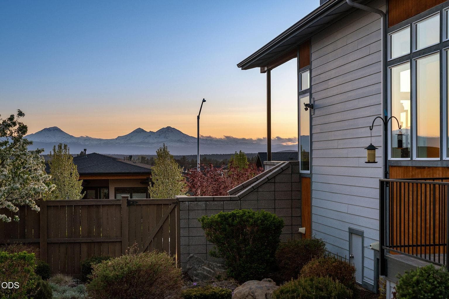 Photo of 3480 SW 45th Street 12 of 52