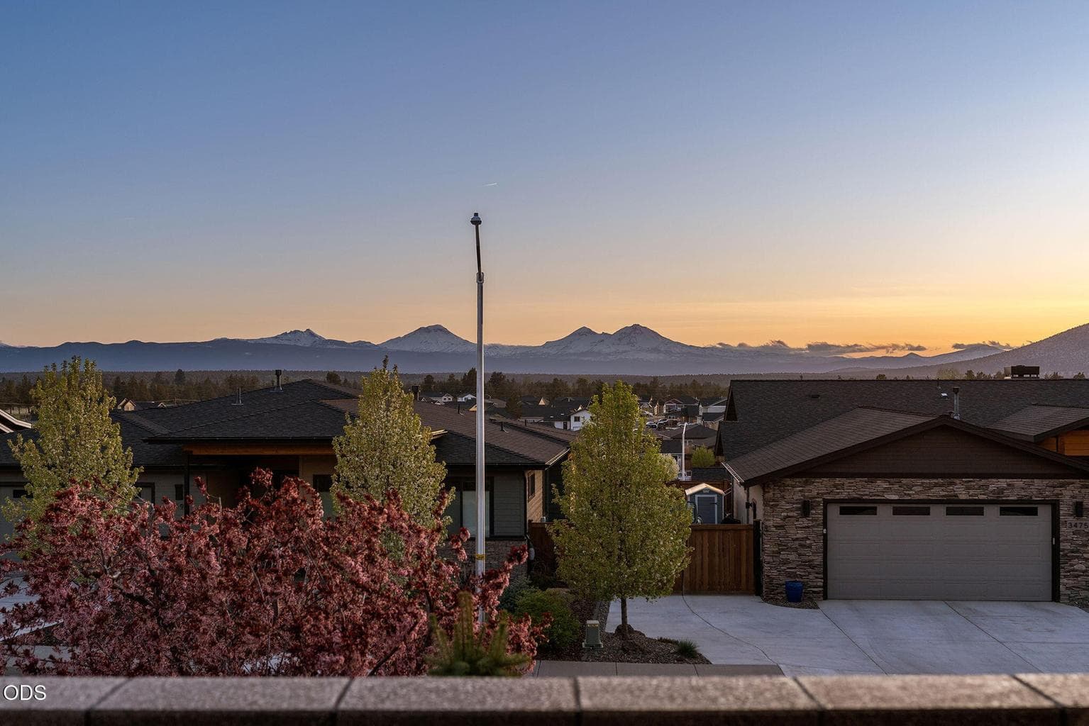 Photo of 3480 SW 45th Street 13 of 52