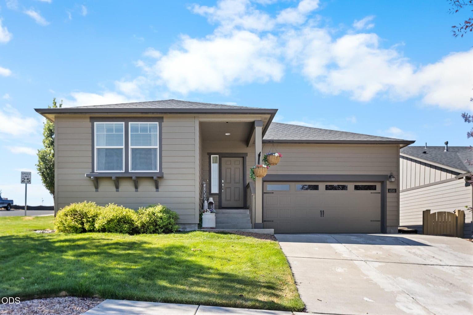Photo of 4510 Umatilla Avenue 1 of 28
