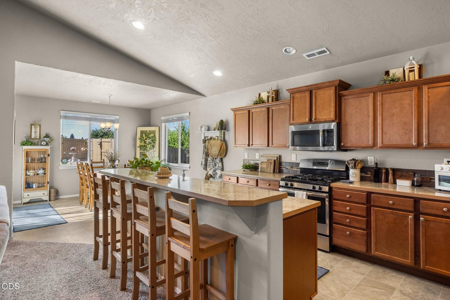 Photo of 4510 SW Umatilla Avenue 11 of 28