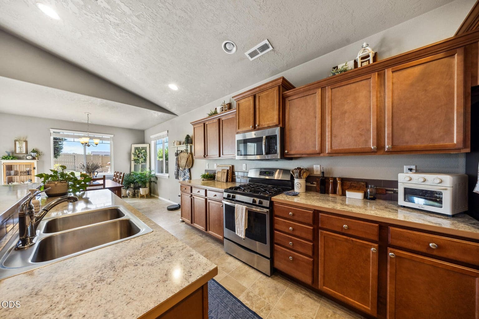 Photo of 4510 SW Umatilla Avenue 15 of 28