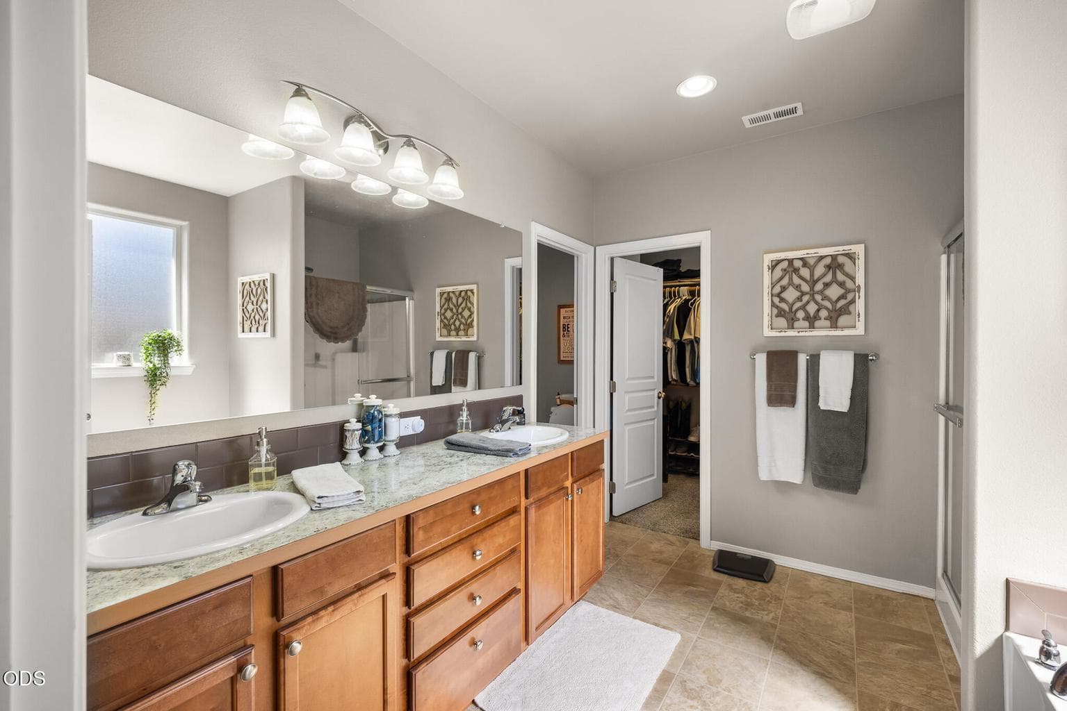 Photo of 4510 SW Umatilla Avenue 18 of 28