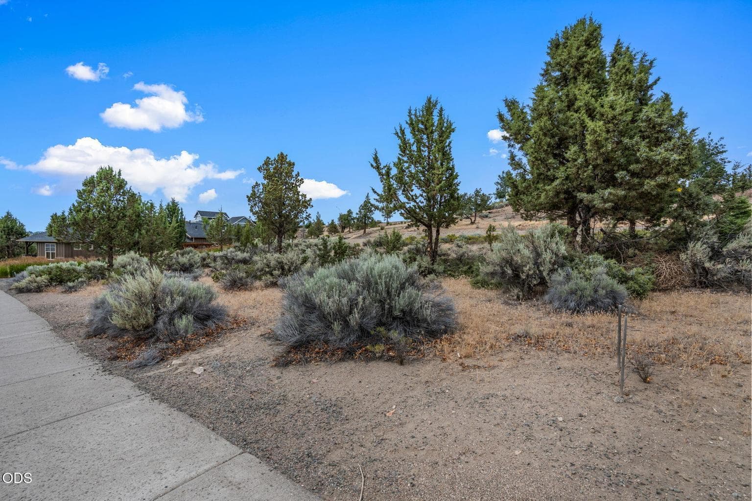 Photo of SE Yarrow Avenue 10 of 25