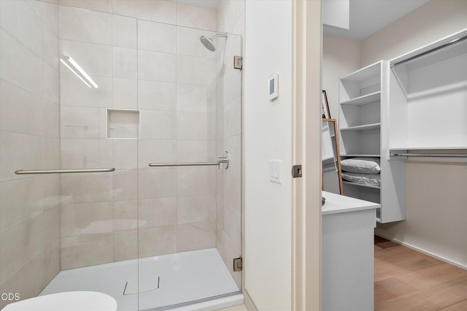 Photo of 544 W Sisters Park Drive 18 of 35