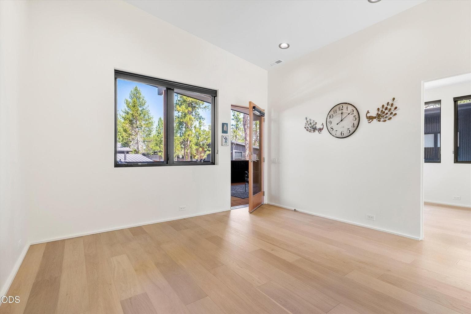 Photo of 544 W Sisters Park Drive 24 of 35