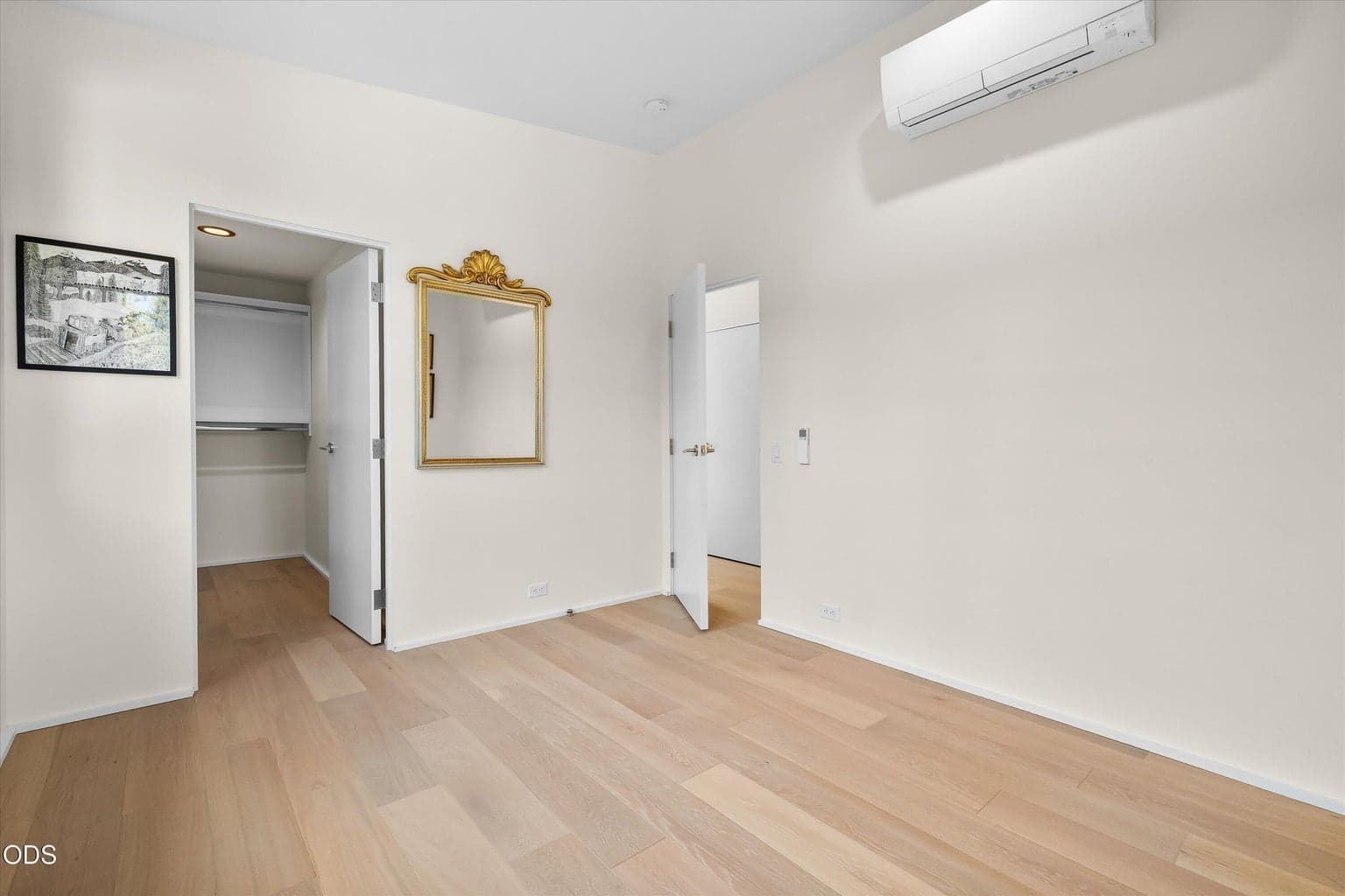 Photo of 544 W Sisters Park Drive 26 of 35