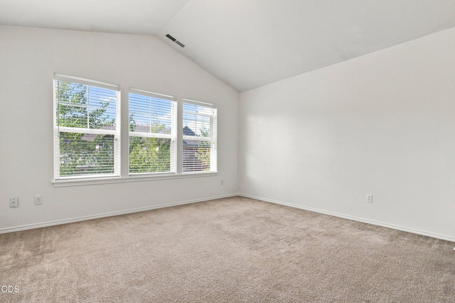Photo of 2858 NE Forum Drive 17 of 22