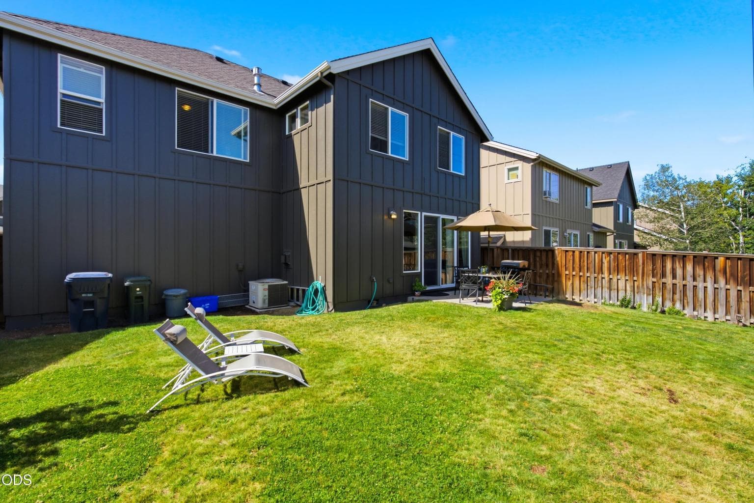 Photo of 2858 NE Forum Drive 22 of 22