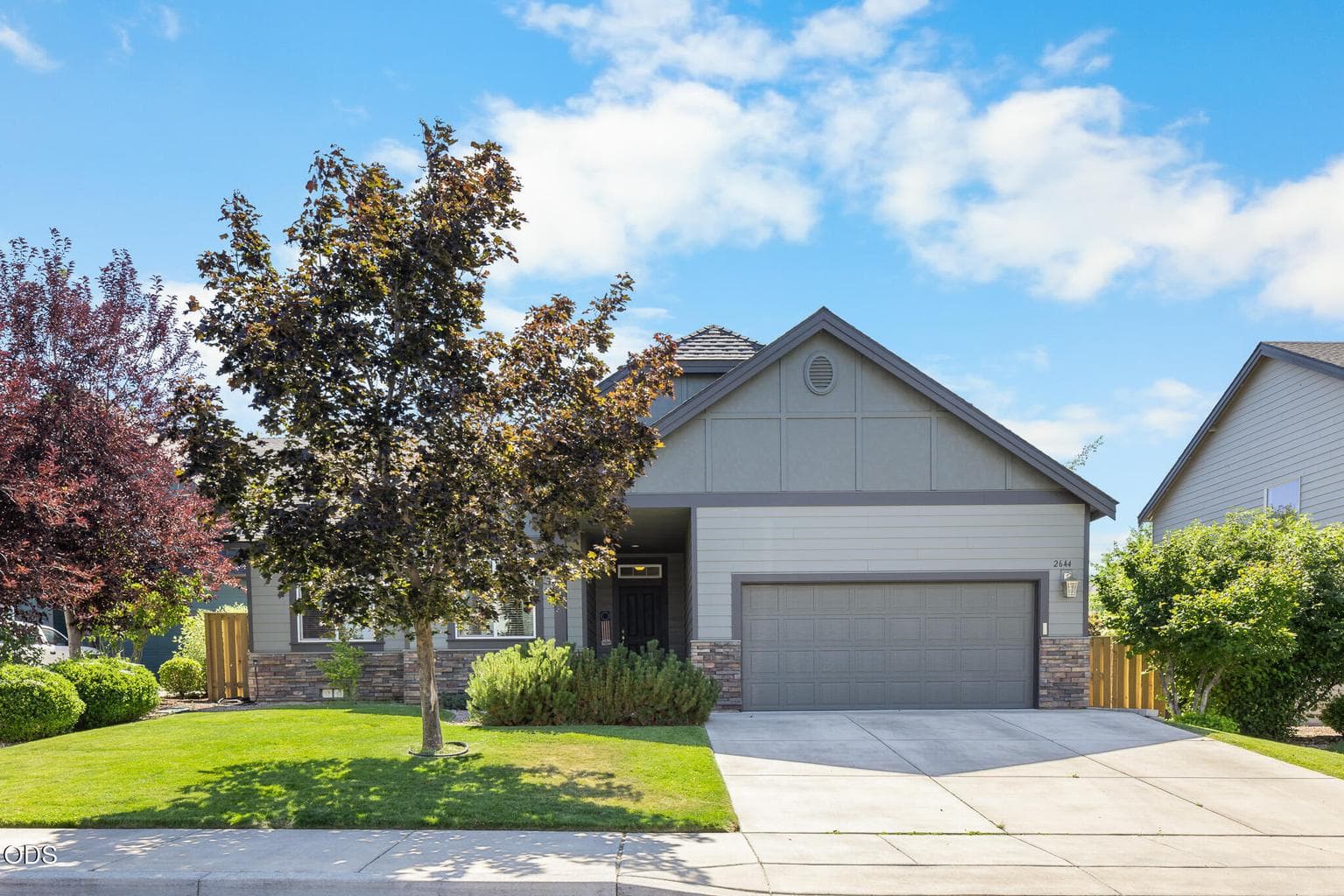 Photo of 2644 50th Street 1 of 29
