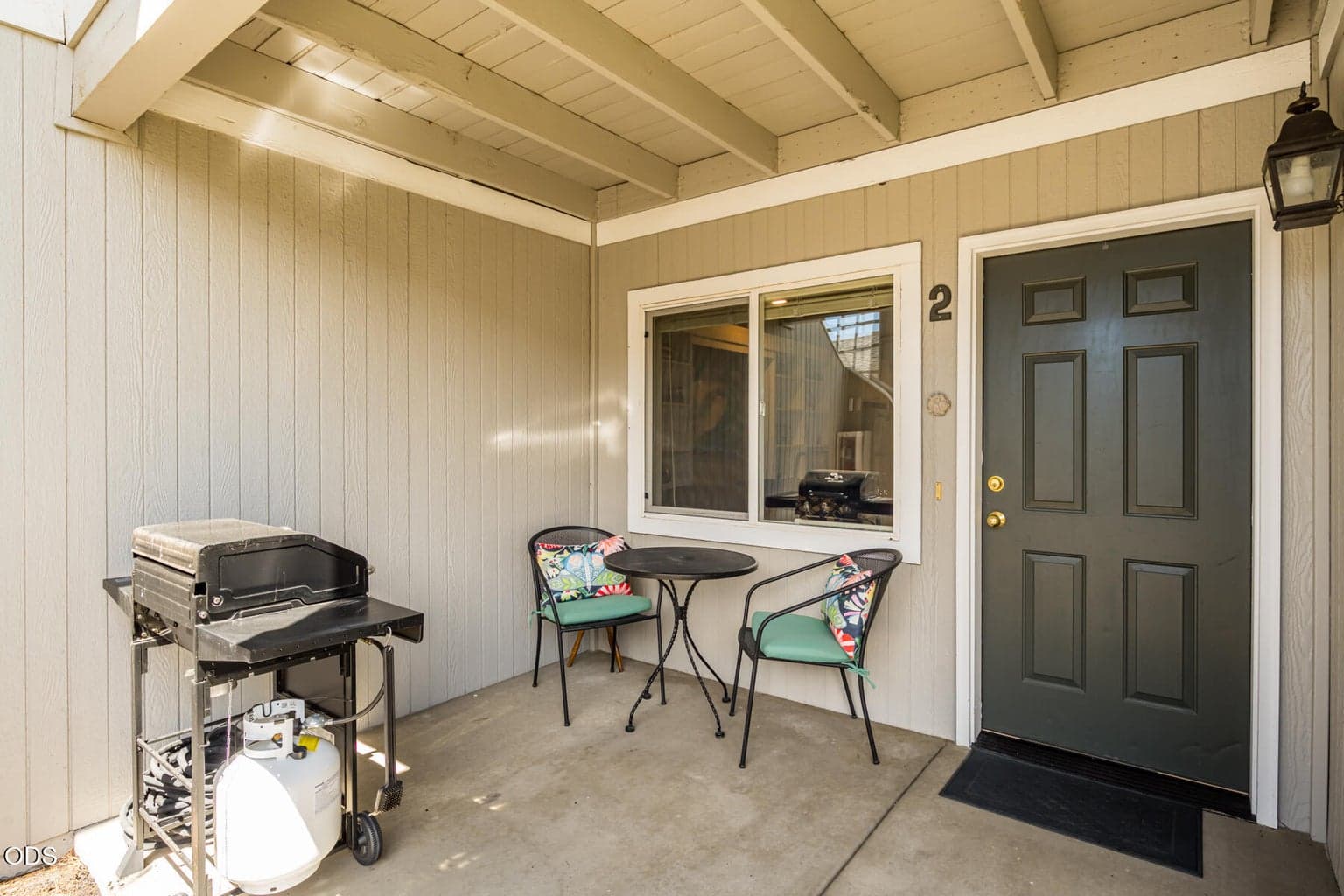 Photo of 1527 Juniper Street 1 of 30