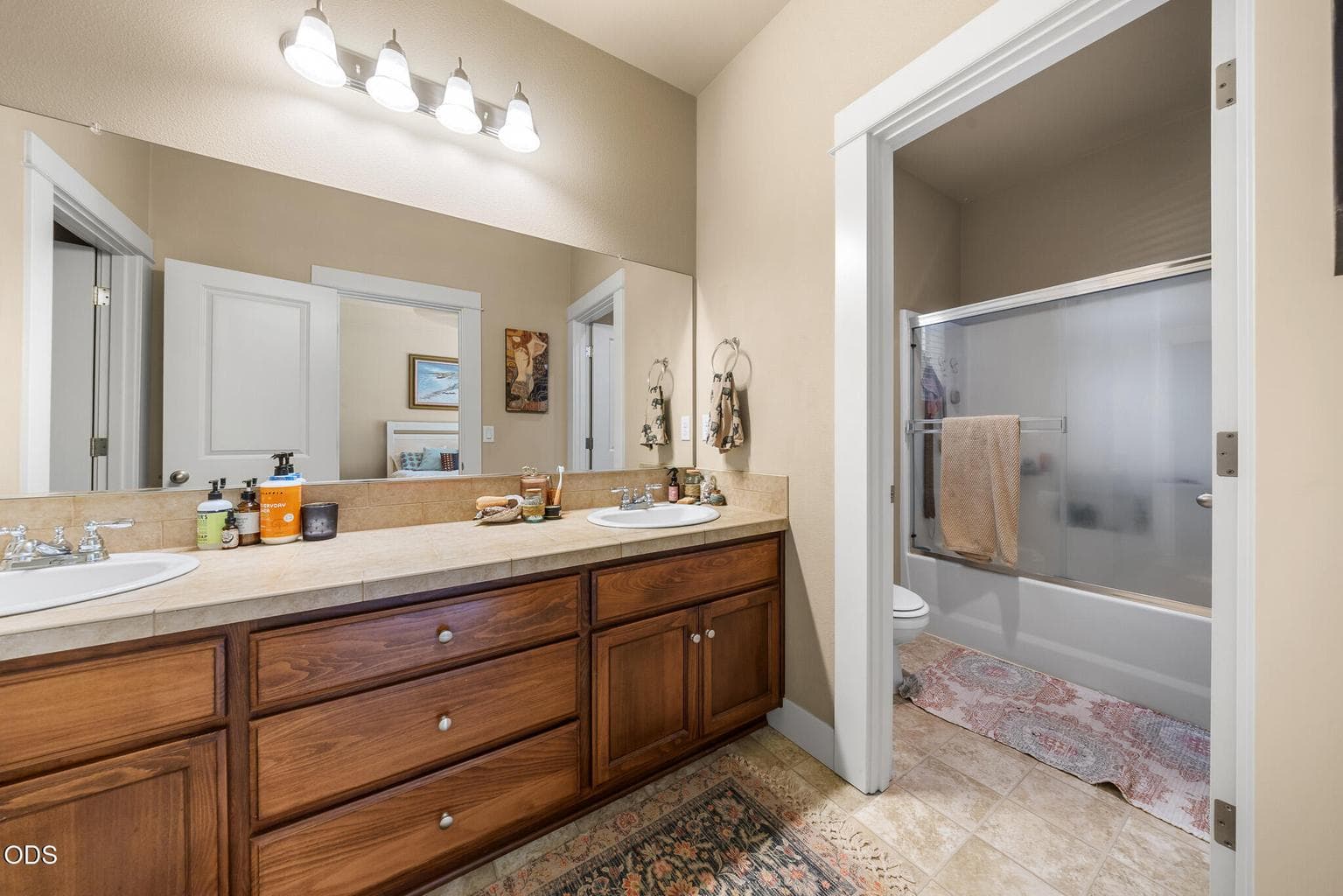 Photo of 2644 SW 50th Street 20 of 29