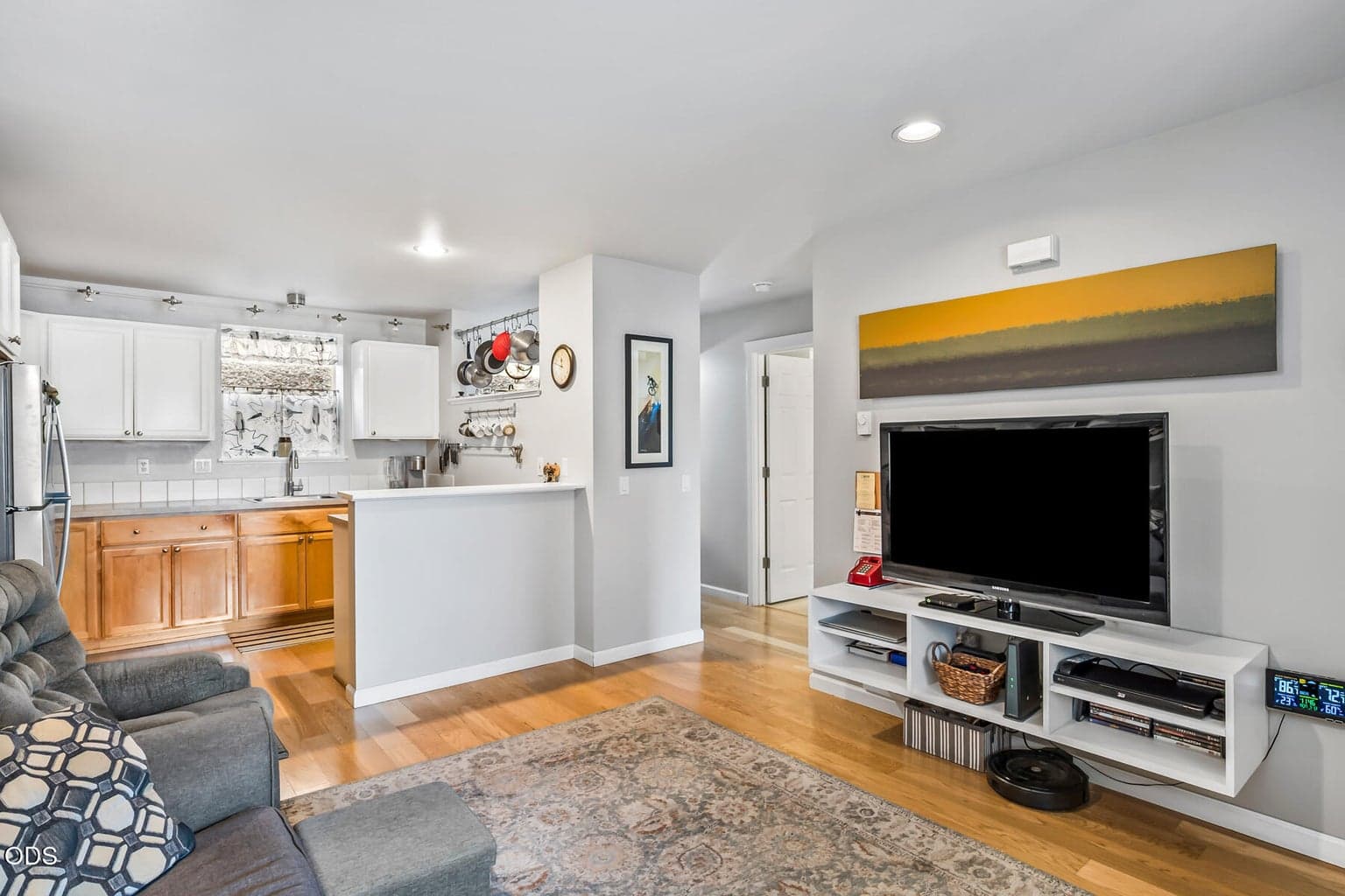 Photo of 1527 NW Juniper Street 12 of 30
