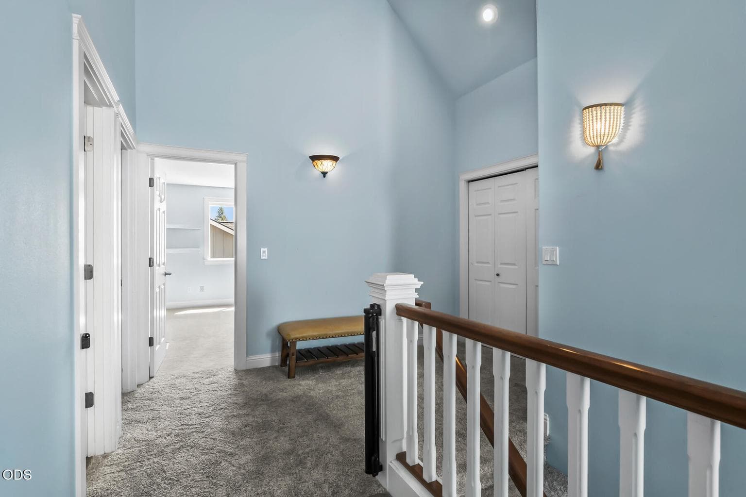 Photo of 796 SE Briarwood Court 27 of 48