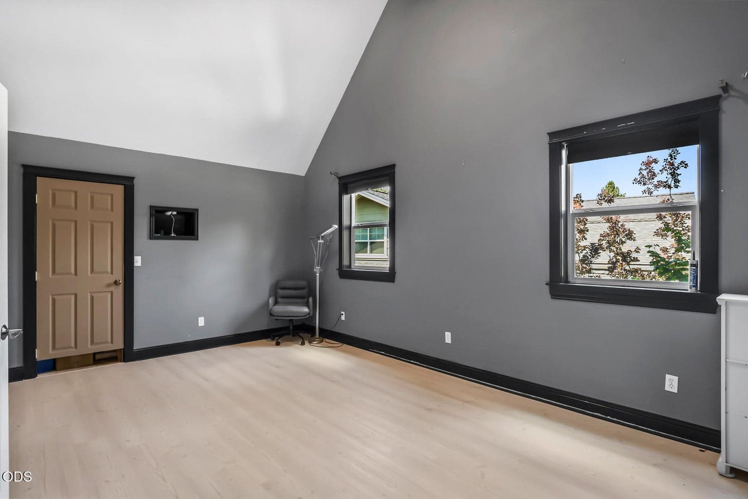Photo of 796 SE Briarwood Court 30 of 48