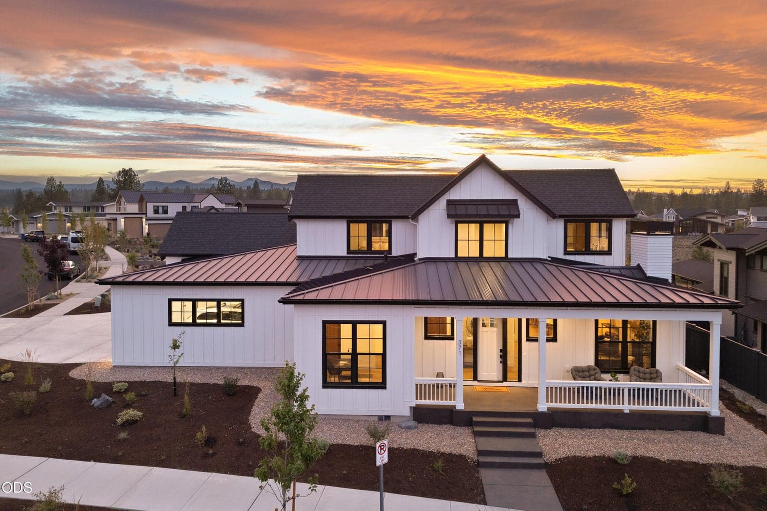 Photo of 371 Crosby Drive 2 of 70