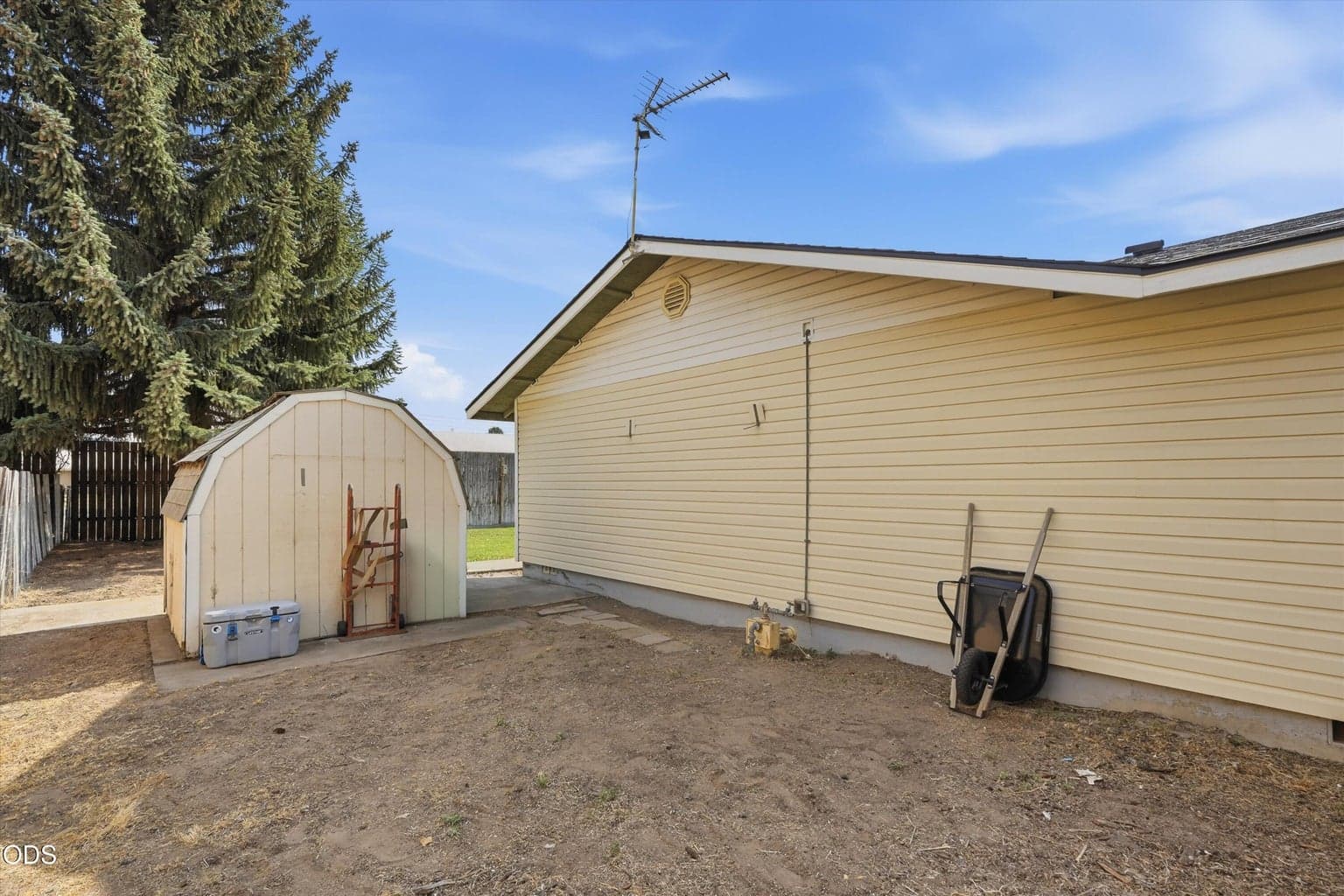 Photo of 1242 SE 8th Street 27 of 27