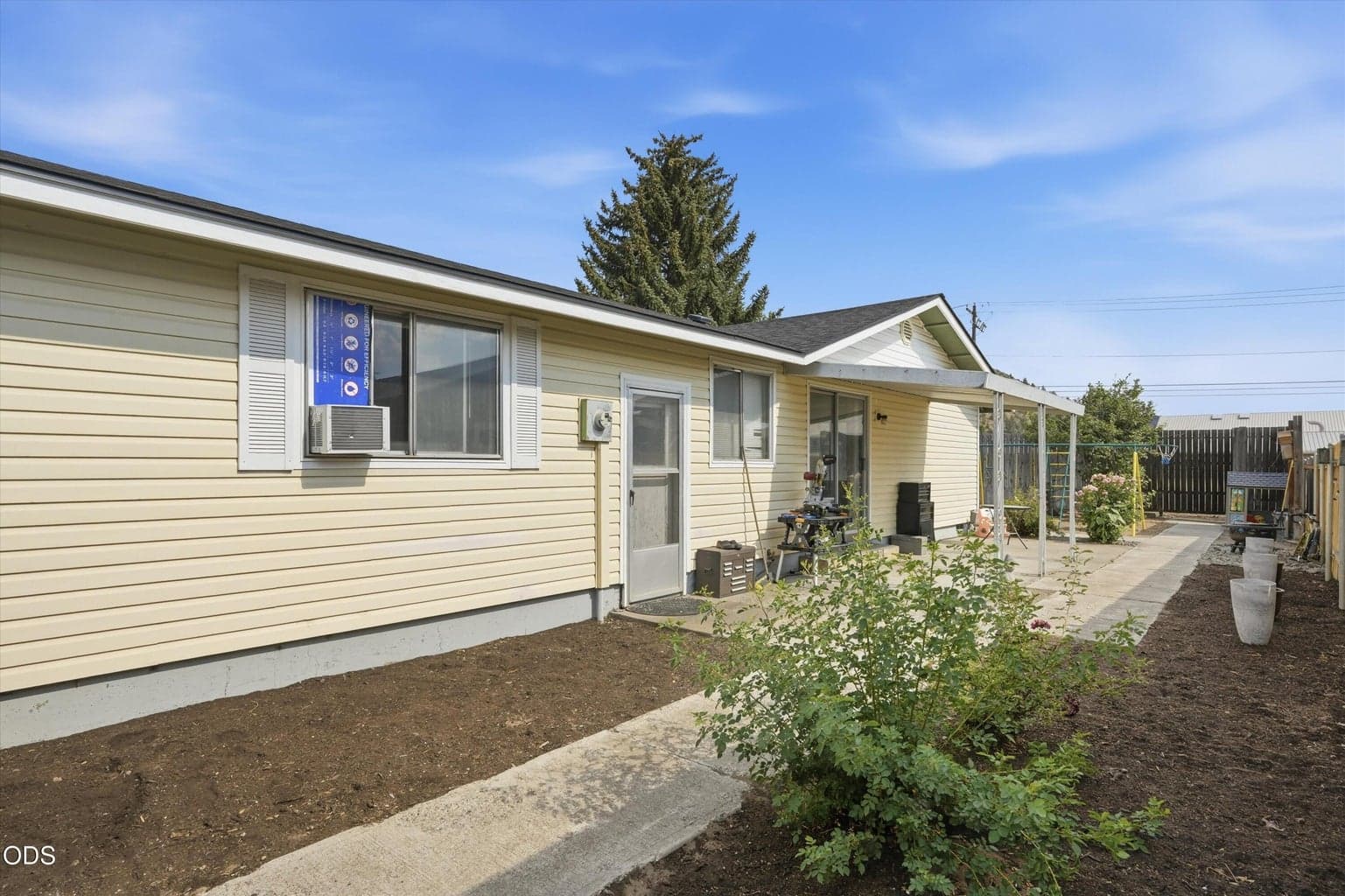 Photo of 1242 SE 8th Street 22 of 27