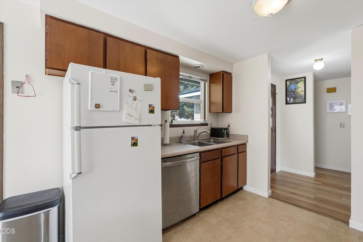 Photo of 1242 8th Street 5 of 27
