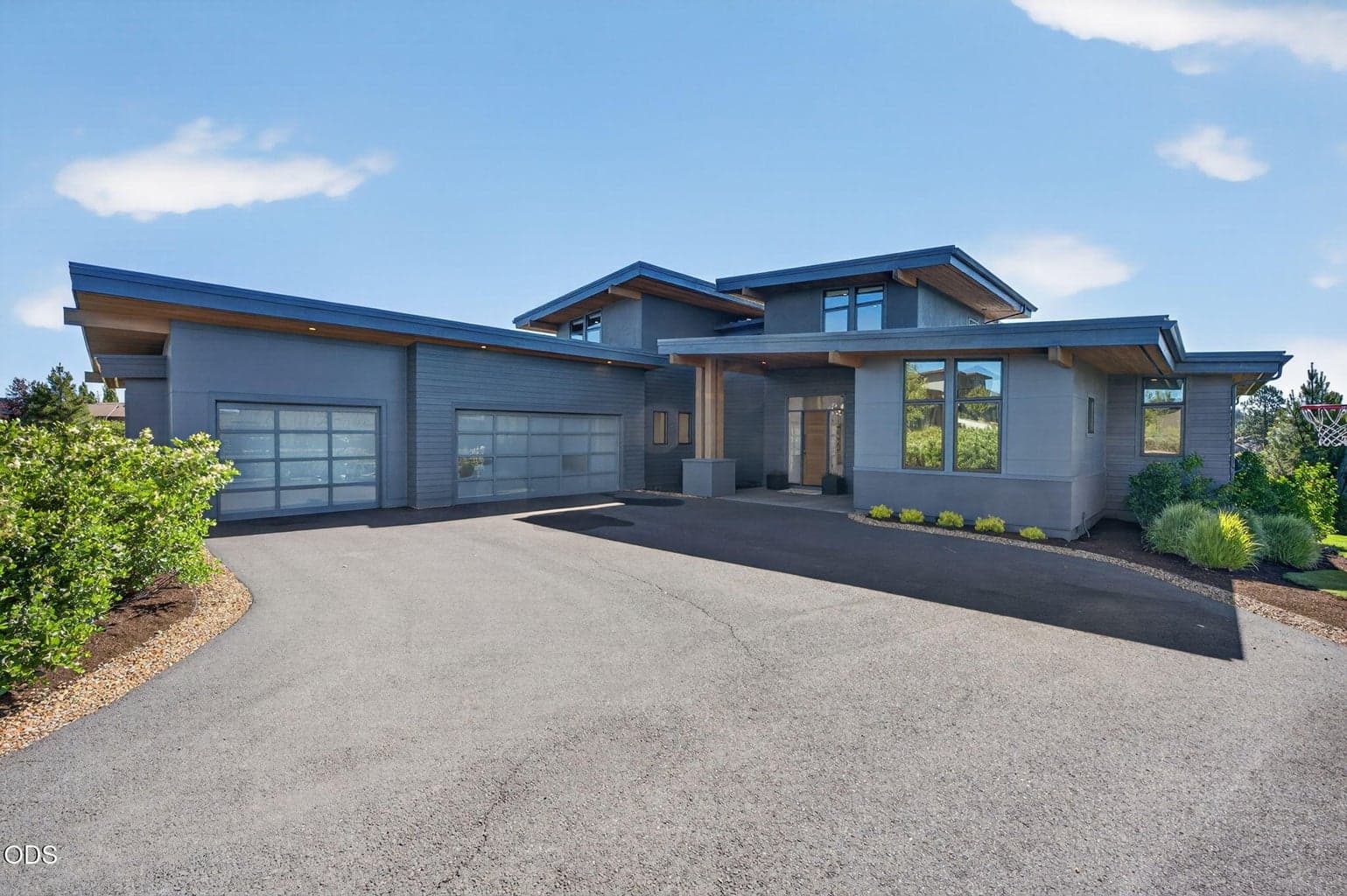 Photo of 61404 Skene Trail 1 of 50