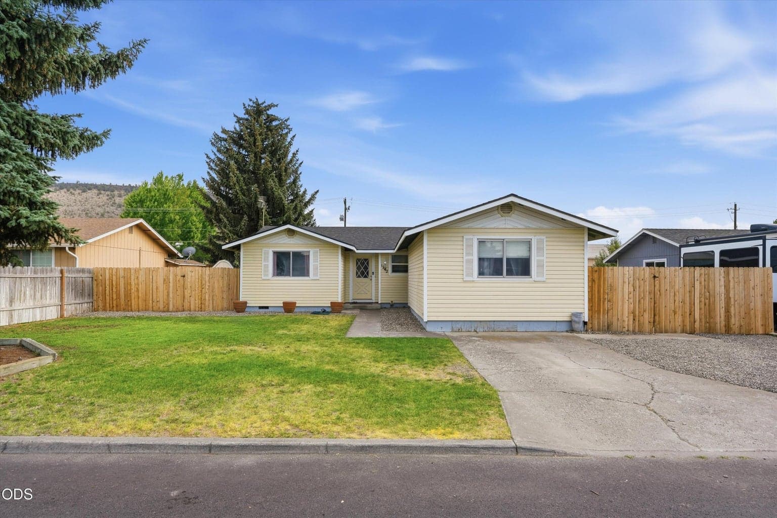 Photo of 1242 8th Street 1 of 27