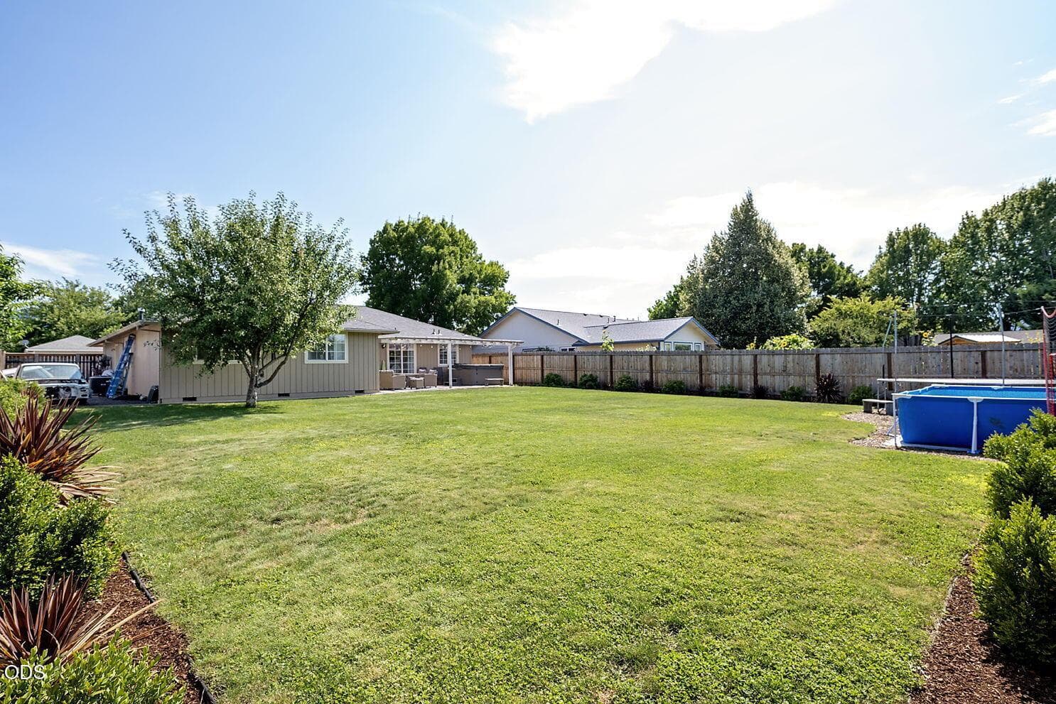 Photo of 1770 Tanglewood 5 of 27